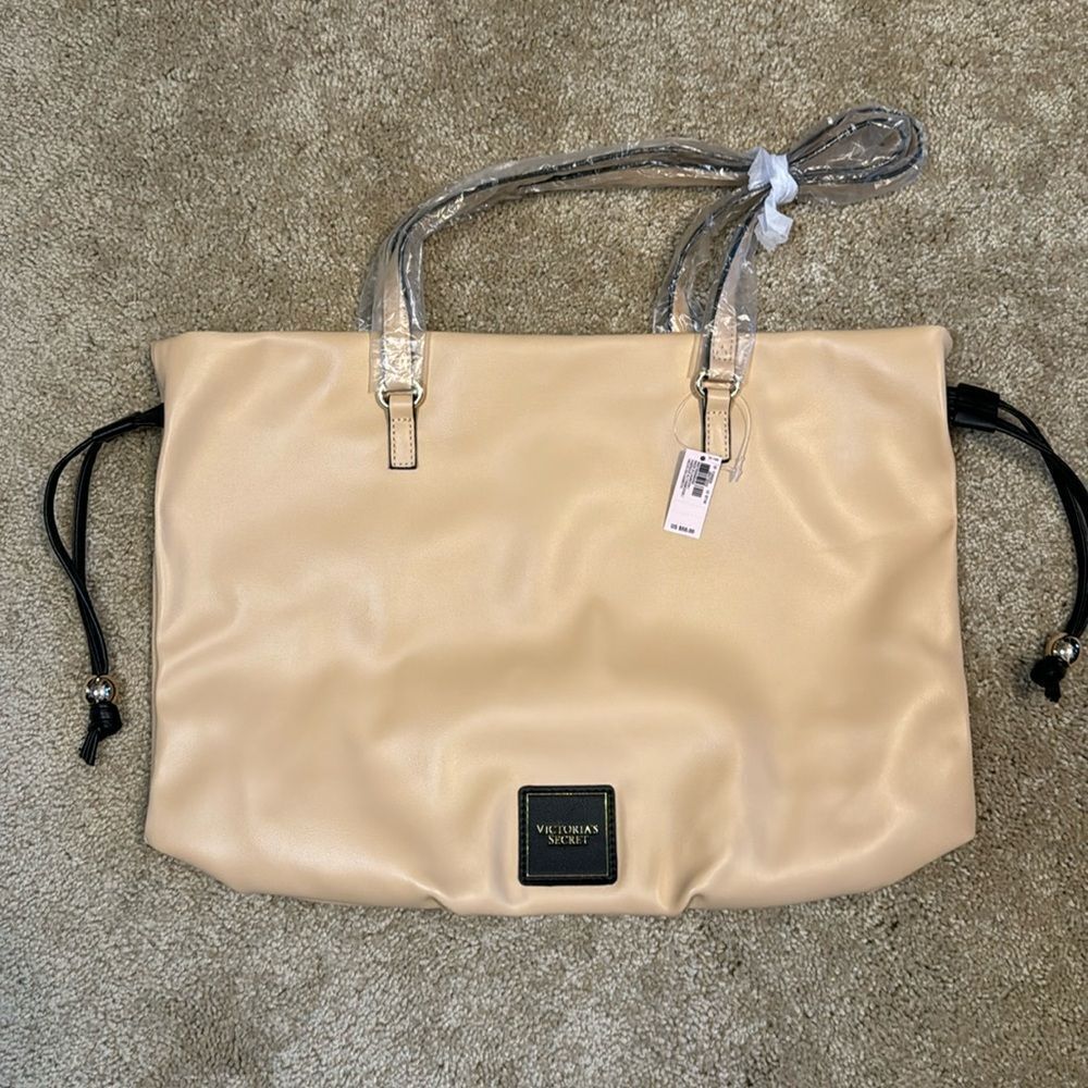 NWT Victoria's Secret Drawstring Purse
